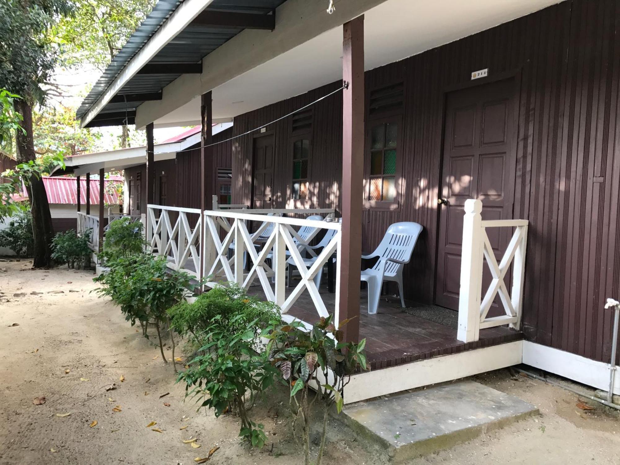 Kampong Pasir Hantu ザ バラット プルフンティアンヴィラ エクステリア 写真