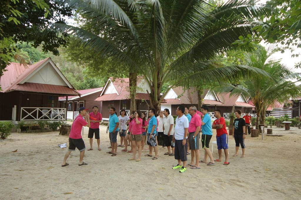 Kampong Pasir Hantu ザ バラット プルフンティアンヴィラ エクステリア 写真